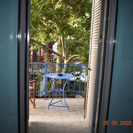 The Central House! Raches  Extérieur photo