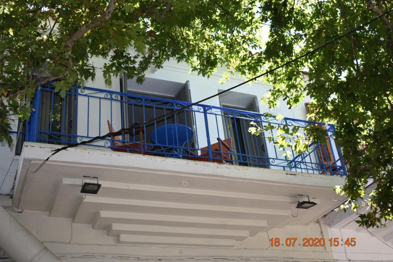 The Central House! Raches  Extérieur photo