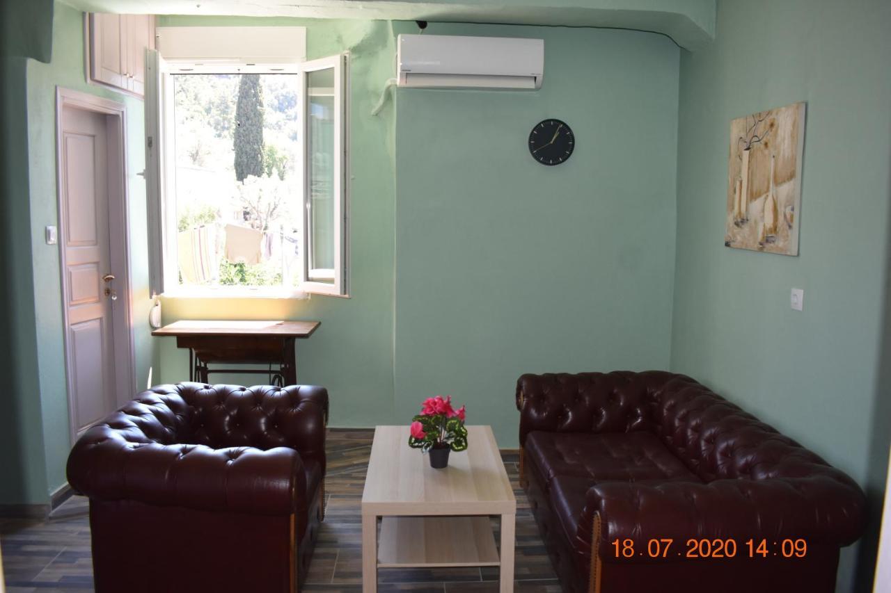 The Central House! Raches  Extérieur photo