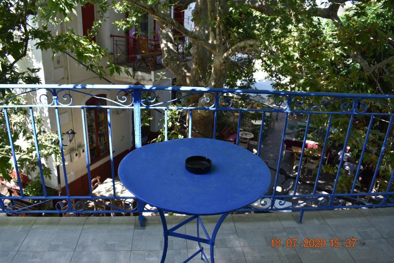 The Central House! Raches  Extérieur photo